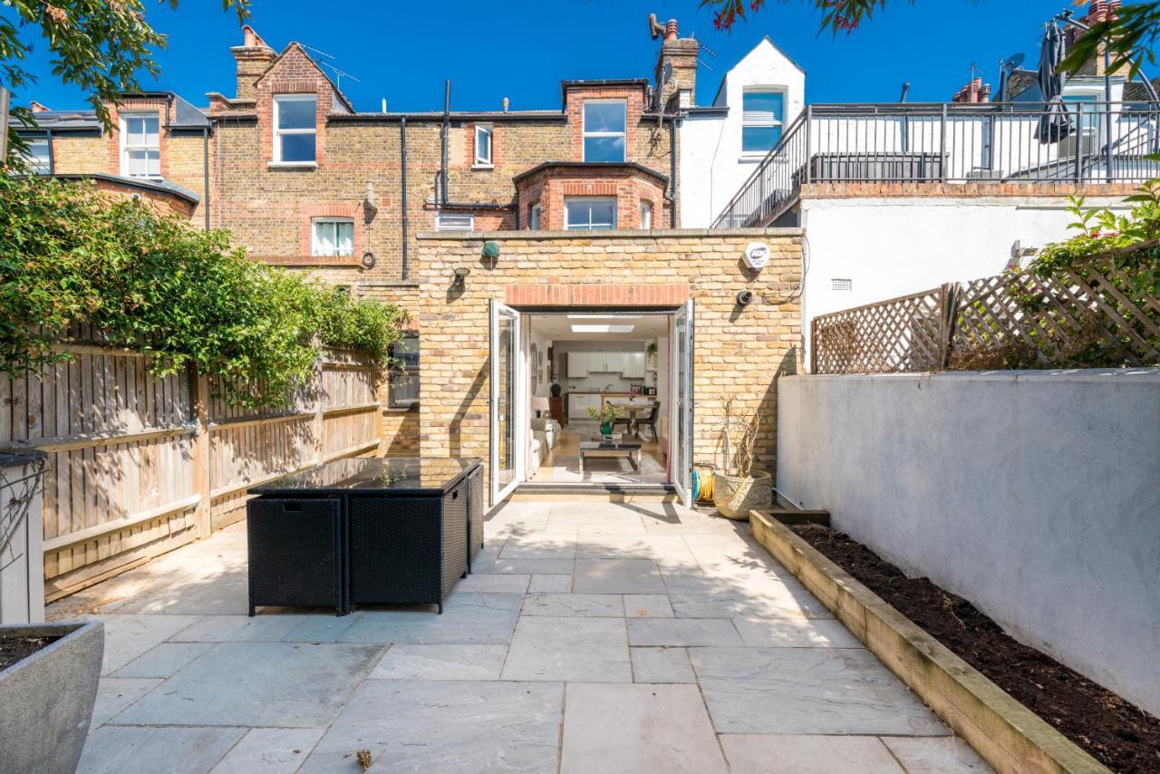 דירות לונדון Gorgeous Flat With Garden In Battersea מראה חיצוני תמונה